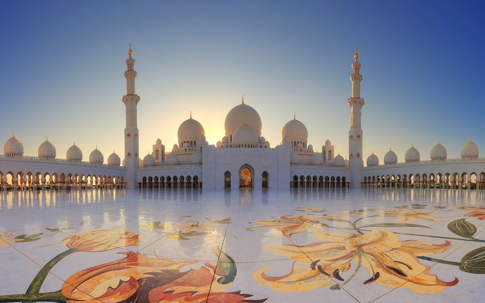 اجمل الأماكن الرومانسية لجلسات تصوير العرسان في الامارات - مسجد زايد