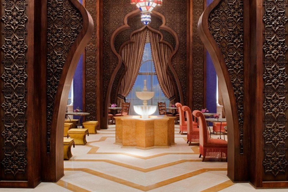 مطعم صالة السلطان SULTAN’S LOUNGE في جميرا زبيل سراي JUMEIRAH ZABEEL SARAY