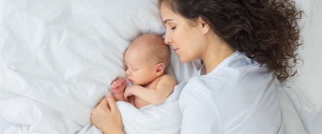 نصائح لتخفيف الم جرح الولادة القيصرية النوم وأخذ قسط من الراحة