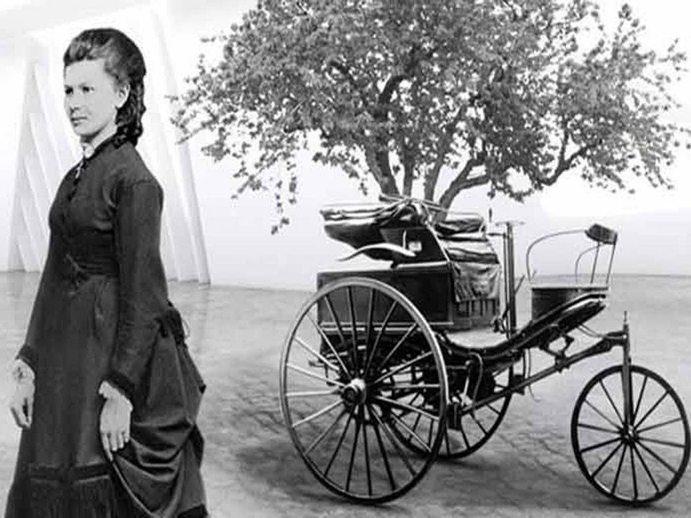  بيرتا بنز مولت مشروع أول سيارة بمحرك وقود احتراقي وأول امرأة تقود سيارة في العالم