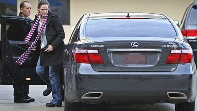 جينيفر غارنر هي واحدة من بين مجموعة كبيرة من المشاهير الذين يمتلكون سيارة فولفو XC90