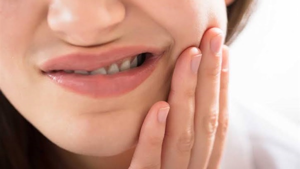  تسوس الأسنان يسبب حساسية وآلام الأسنان