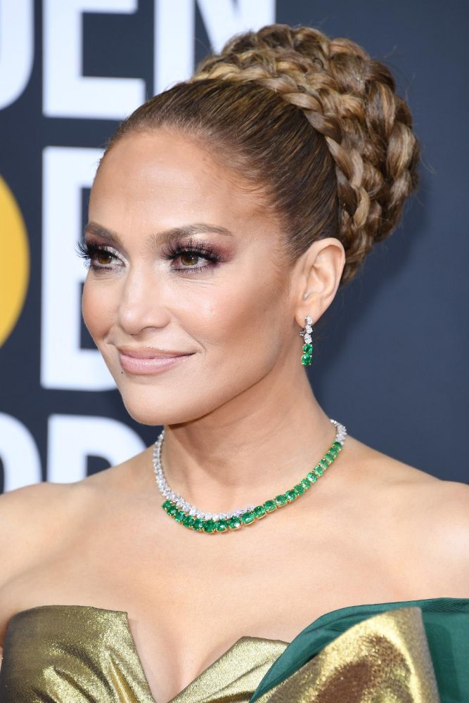 جينيفر لوبيز Jennifer Lopez بمجوهرات من هاري ونستون
