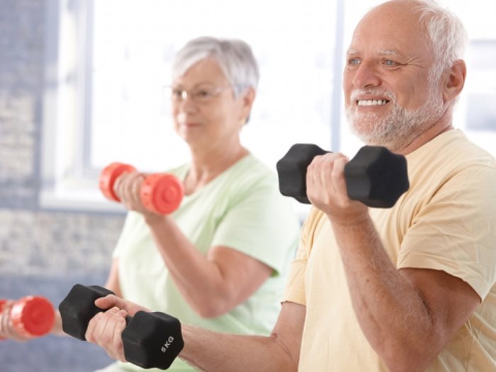  الرياضة تقي كبار السن من أمراض الشيخوخة