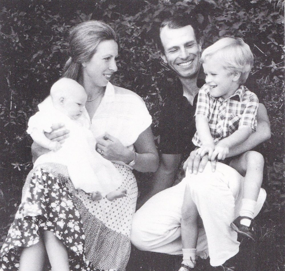 الأميرة آن وزوجها مارك فيليبس وأبنائهما بيتر وزارا