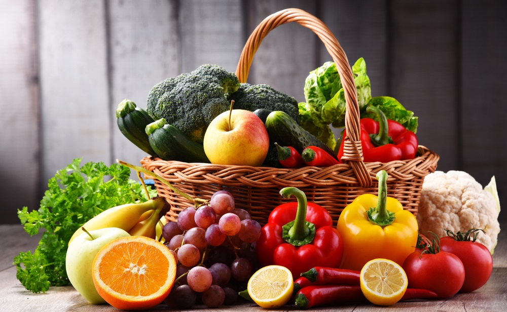 تأتي الخضروات والفواكه في طليعة الاطعمة التي تسرع التعافي من كوفيد 19