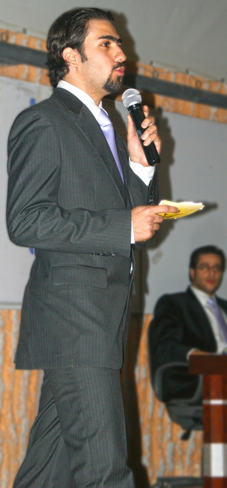 فراس جاويش خريج كلية الصحافة والاعلام في جامعة دمشق