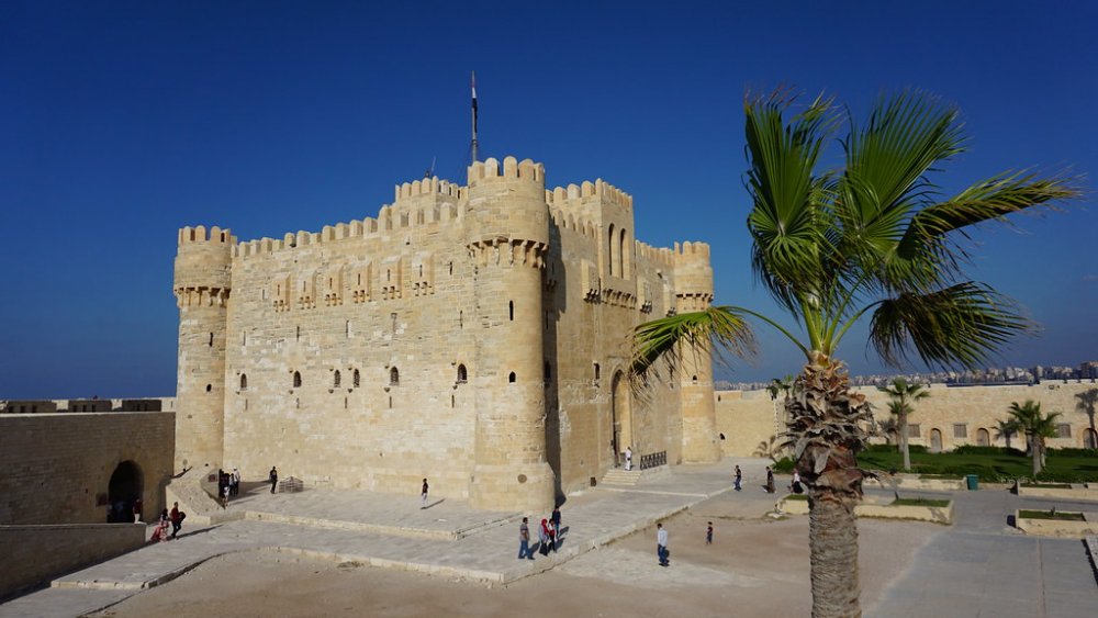 قلعة قايتباي من أهم أماكن الجذب في الاسكندرية بواسطة Elias Rovielo