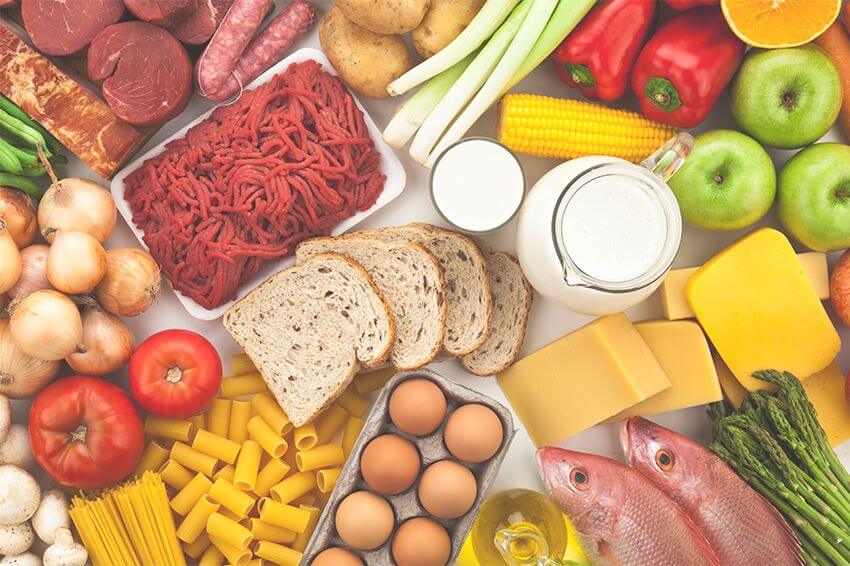 الغذاء الصحي للرياضيين يجب أن يحتوي على الكربوهيدرات والبروتينات