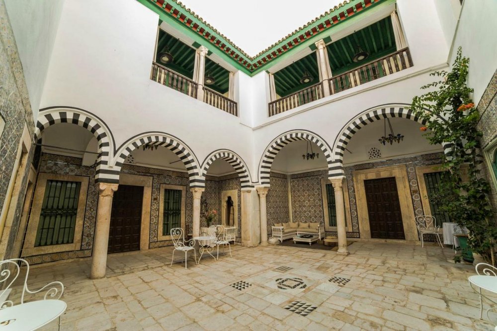الطراز التونسي التقليدي في فندق دار بن جاسم