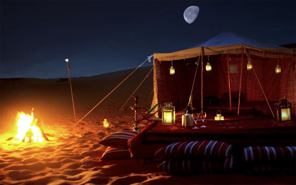 ليلة في الصحراء.. نشاطات سياحية في دبي في الليل