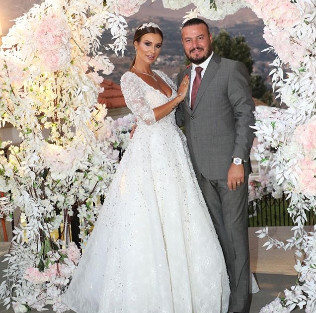  كاتيا كعدي في حفل زفافها في لبنان