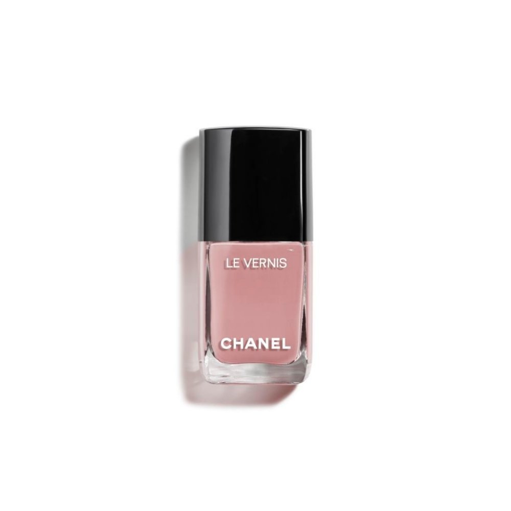 المناكير من شانيل Chanel Le Vernis Nail Color in 735 Daydream