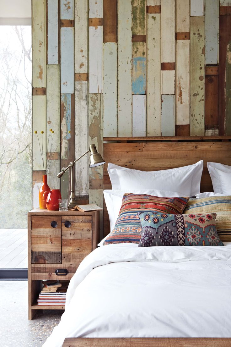 ألواح خشبية بأسلوب فينتاج لغرف نوم عصرية