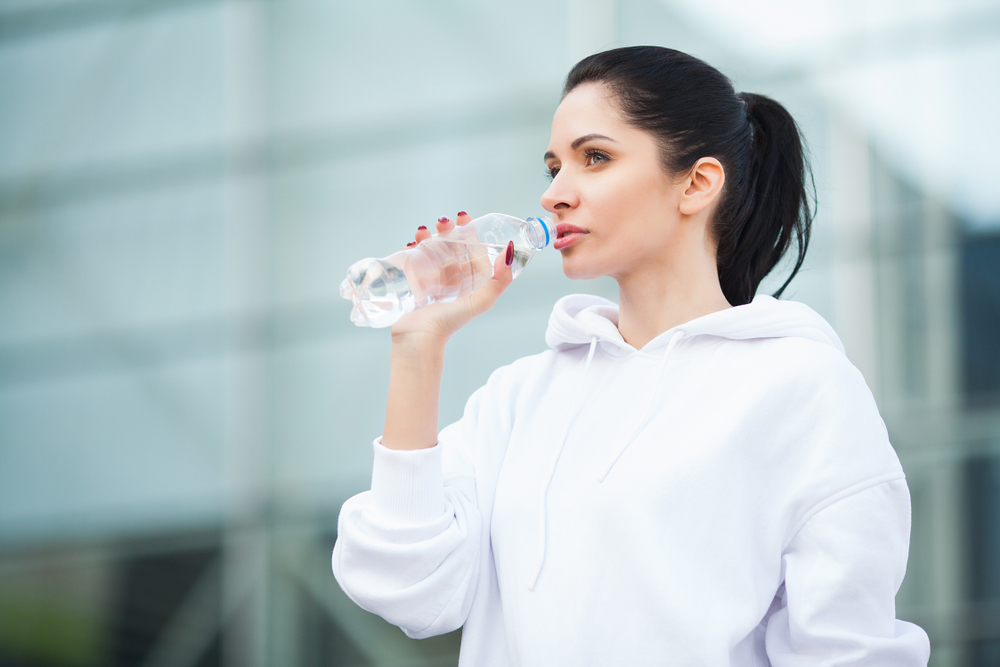 شرب الماء ضروري لصحة الجهاز الهضمي