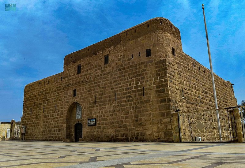 قلعة تبوك الأثرية.. تجربة تاريخية أصيلة وشاهد على الحضارات المتعاقبة في تبوك