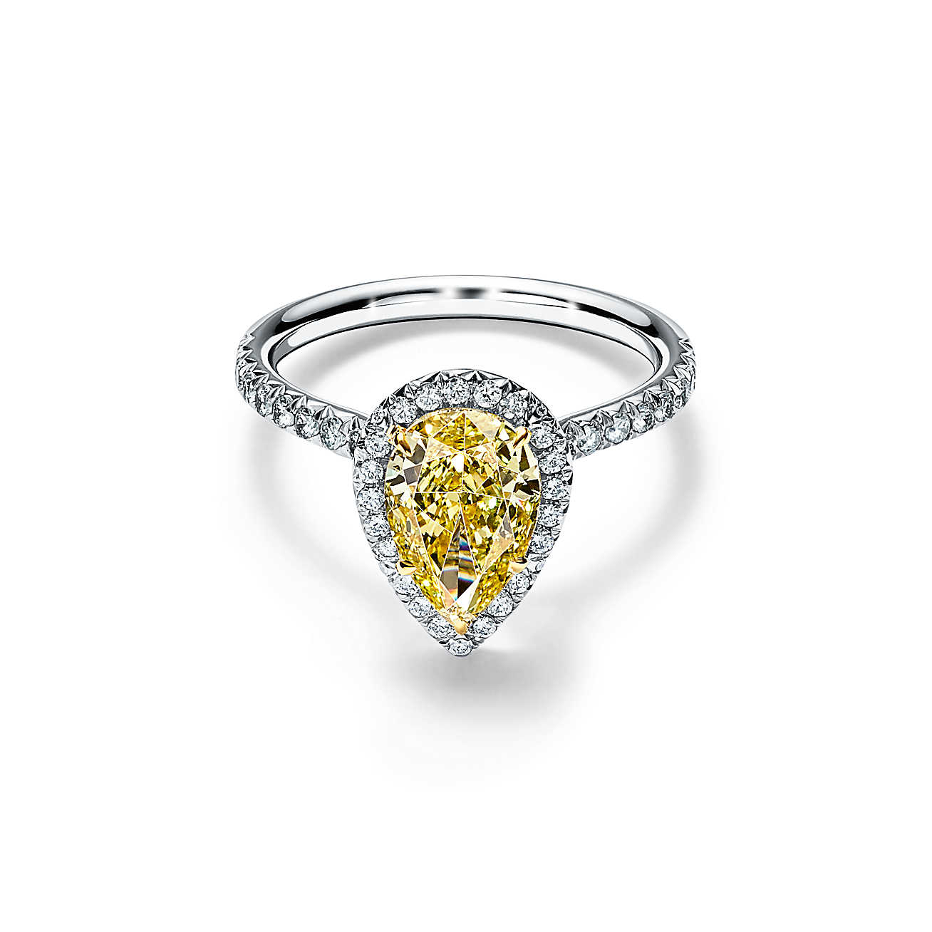 مجوهرات مرصوفة بالاحجار الكريمة الصفراء  من دار Tiffany & Co (2)
