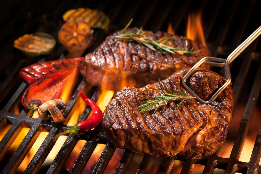ينبغي طهي اللحوم جيدا قبل تناولها للوقاية من الاسهال الصيفي