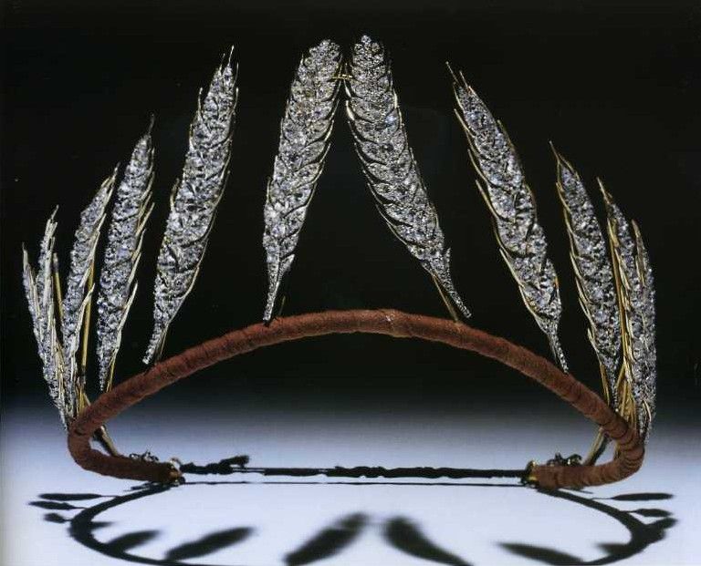 Teck Ears of Wheat Tiara تاج حفيدة الملكة فيكتوريا