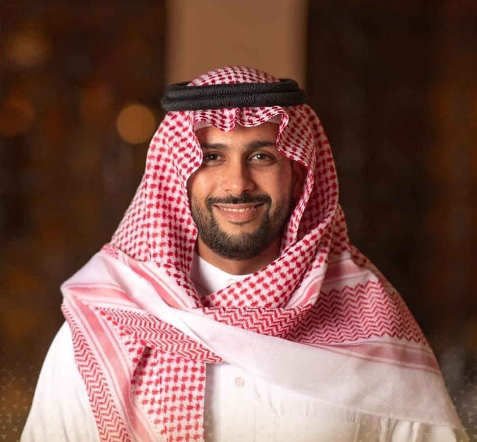 ومحمد الخريجي رئيس مجلس إدارة شركة الوسائل السعودية 