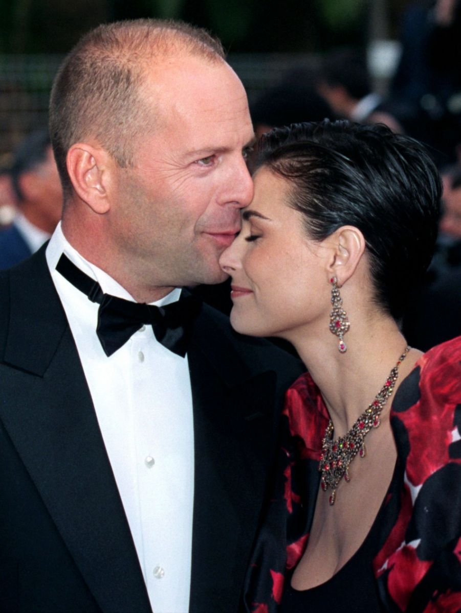 BRUCE WILLIS AND DEMI MOORE